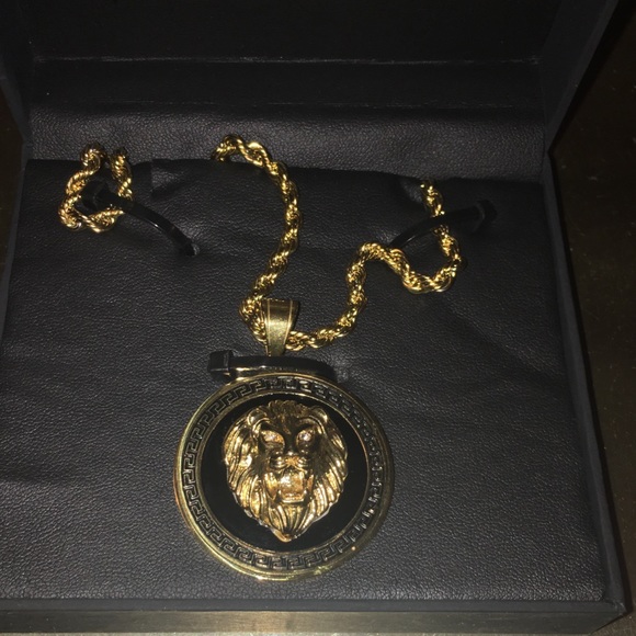 Fashion Statement Chain - Picture 1 of 5